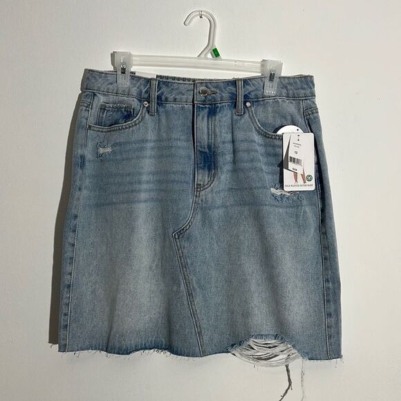 NWT Dip High Waisted Distressed Denim Skirt Women's size 12 - Picture 1 of 6